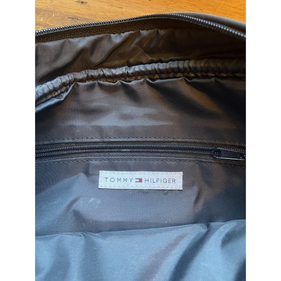 Tommy Hilfiger Smooth Nylon Medium Black Crossbody Shoulder bag - Picture 4 of 4